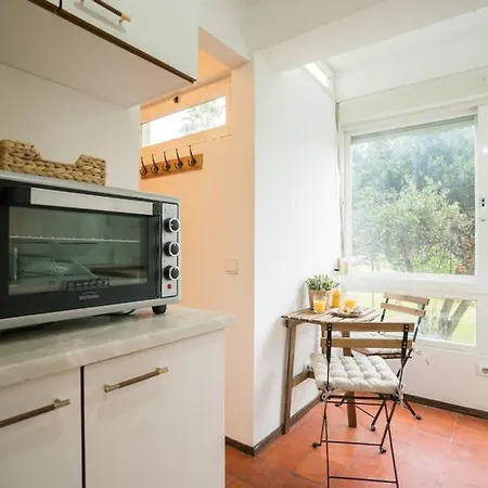Carcavelos By The Beach Apartment *