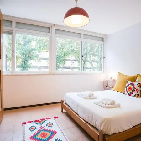 Apartment Carcavelos By The Beach